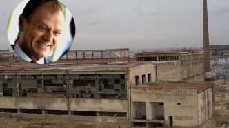 Tuskowa dewastacja: zwolnienia, straty i likwidacje. Rok niszczenia Polski