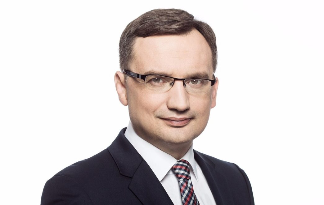 Dlaczego działania Prokuratury Krajowej wobec Ziobry są nielogiczne i sprzeczne z zasadami postępowania karnego